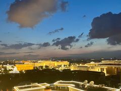 -宝瑞门钉肉饼店