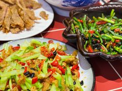 油渣小白菜-赣南粉局·赣菜夜排档(新天地店)