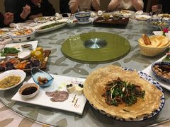 -山明水秀大饭店