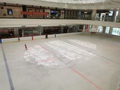 -陈露国际冰上中心(天津嘉里汇店)