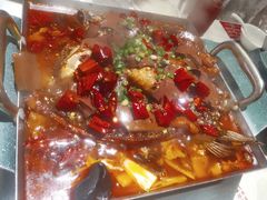 -渝是乎酸菜鱼·川渝小炒(新世界百货望京店)