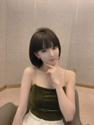 -AYO SALON