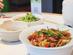 -周大厨辣椒炒肉(巨龙路店)