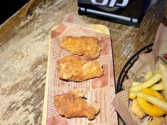 -UP嘻哈酒吧(粉巢店)