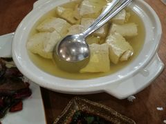 -石磨豆花家常菜·牦牛排土火锅