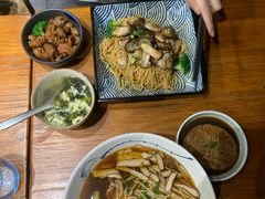 笋干三鲜面-囿面传统制面馆(中央路店)