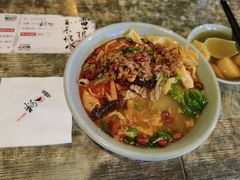 -粉家柳州螺蛳粉(杨宅路店)