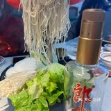 今天火锅吃撑了,超满足