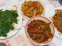 -堂瓦里·33年传统赣菜(第一街区店)