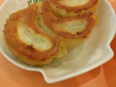 鸡汁锅贴-龙抄手(春熙路总店)