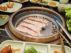 -梨花自助烤肉(西三旗万象汇黑金店)