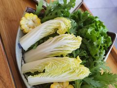 -毛辣果·贵州红酸汤牛肉火锅(西单店)
