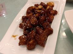-六和聚传统烤鸭.天津菜(和平店)