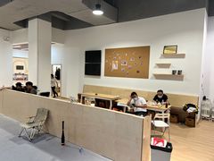 -ROCKPLUS攀岩馆(环宇城店)