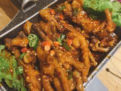 火辣鸡爪-冰川延边料理·炭烤串(原小木屋店)
