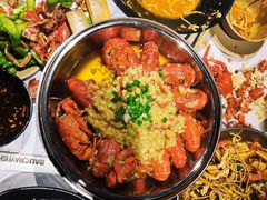 -巴厘龙虾·榜首油焖大虾(音乐学院·沿江酒馆店)