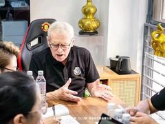 -龙格亲子游泳·水育早教运动中心(上虞钱江中心)