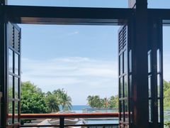 -亚龙湾喜来登·美景台大堂吧