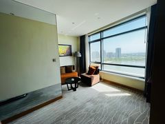 -扬州皇冠假日酒店