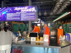 -极限PLAY运动娱乐新世界·团建派对表演休闲馆·室内高空游乐园