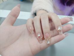 -尤米一站式美甲美睫