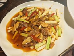 -万重锦·人文川菜馆(骡马市店)