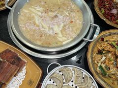 -老来福·非遗酸汤兔(凯旋路店)