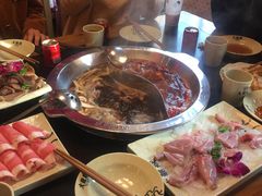-大龙辣火锅·龙虾·烧烤(湖滨新天地店)