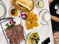 -培万河间驴火•驴肉火锅(东平店)