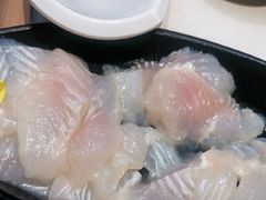 -老牌坊云南鱼豆花火锅(哈西万达店)