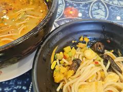 -桥香园过桥米线(国贸店)