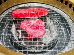 -山川小町·极番烧肉(新地假日广场店)
