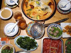 -洱火云南酸菜牛肉火锅(石景山当代商城店)