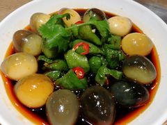 老佛爷青椒皮蛋-老佛爷铜炉蛙锅(海岸城店)