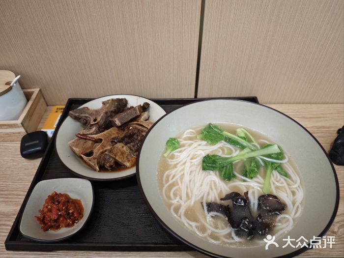 粉观右江西鲜辣米粉(天地店)图片