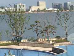 -上海滴水湖皇冠假日酒店