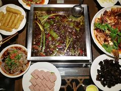 -张大胡子鱼头火锅酒楼(长益路店)