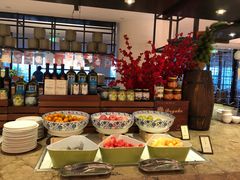 自助调料区-海鲜自助餐厅·株洲大汉希尔顿酒店