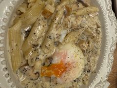 -玛格萝妮比萨屋(四平店)