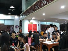 大堂-黄师奶甜品店