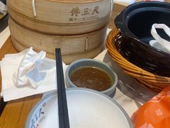 -馋三尺蟹粉小笼(人民广场店)