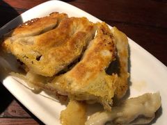 虾仁肉锅贴-前海沿·青岛菜(五四广场永旺店)