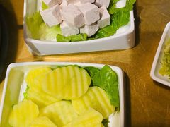 -左庭右院鲜牛肉火锅(金山万达店)