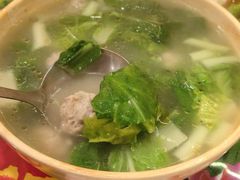 -闯关东东北农家菜(崂山石老人店)