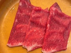 -牛YO寿喜烧·铁板烧和牛火锅自助(市府恒隆店)