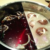 因为二人同行一人免单的原因吧 生意好到爆炸