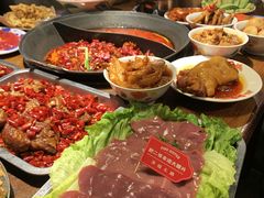 -萍姐火锅·公路夜市(武汉首店)