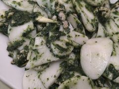 荠菜肉丝笋丝炒年糕-小实惠嘉(威海路店)