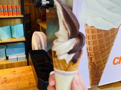 双旋冰激淋-西点坊(浦东香格里拉店)