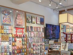 -猫的天空之城概念书店(束河店)